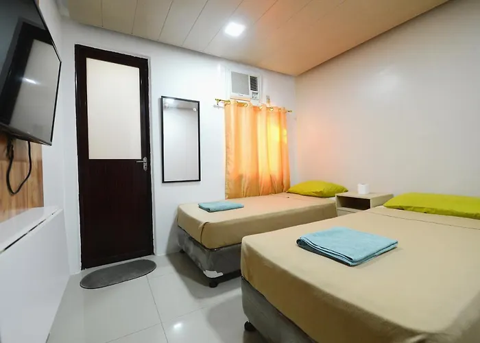 Hotel Cebu Courtyard