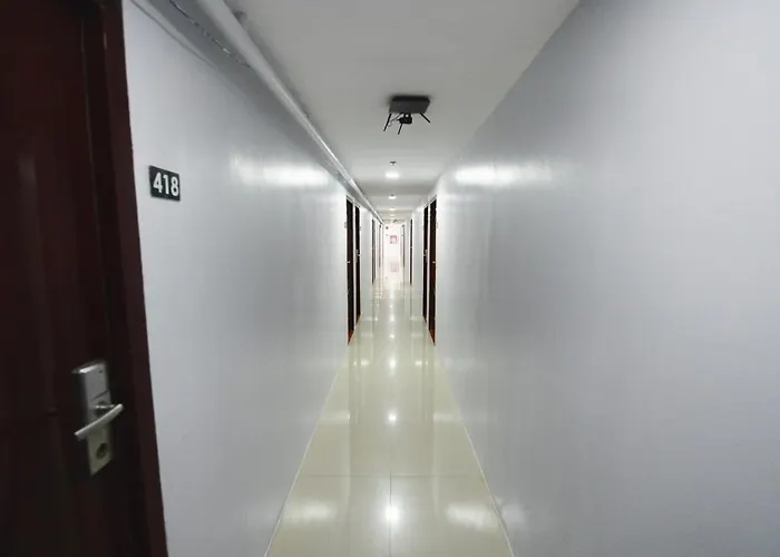 Hotel Cebu Courtyard 2*