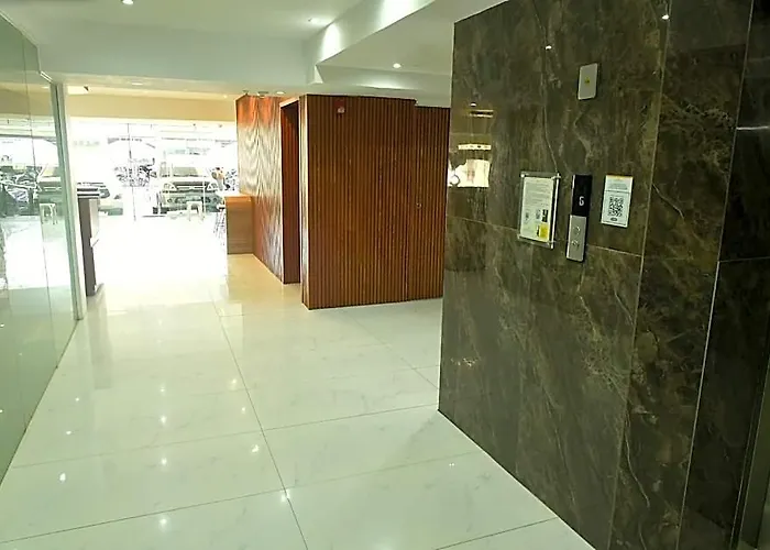 Cebu Courtyard Hotel