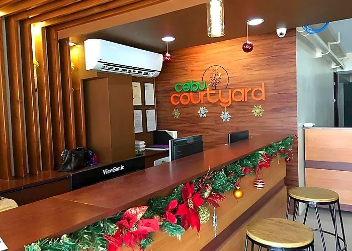 Hotel Cebu Courtyard 2*
