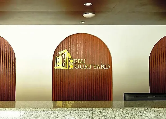 Hotel Cebu Courtyard 2*