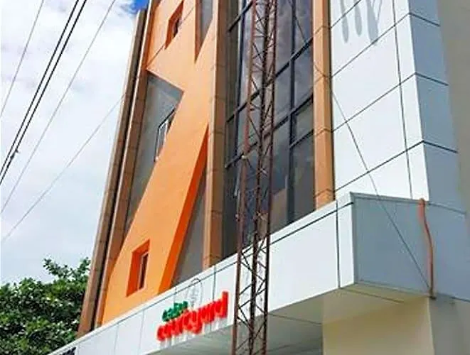 Hotel Cebu Courtyard 2*
